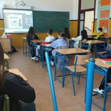 Charla sobre drogas en el IES Río Aguas